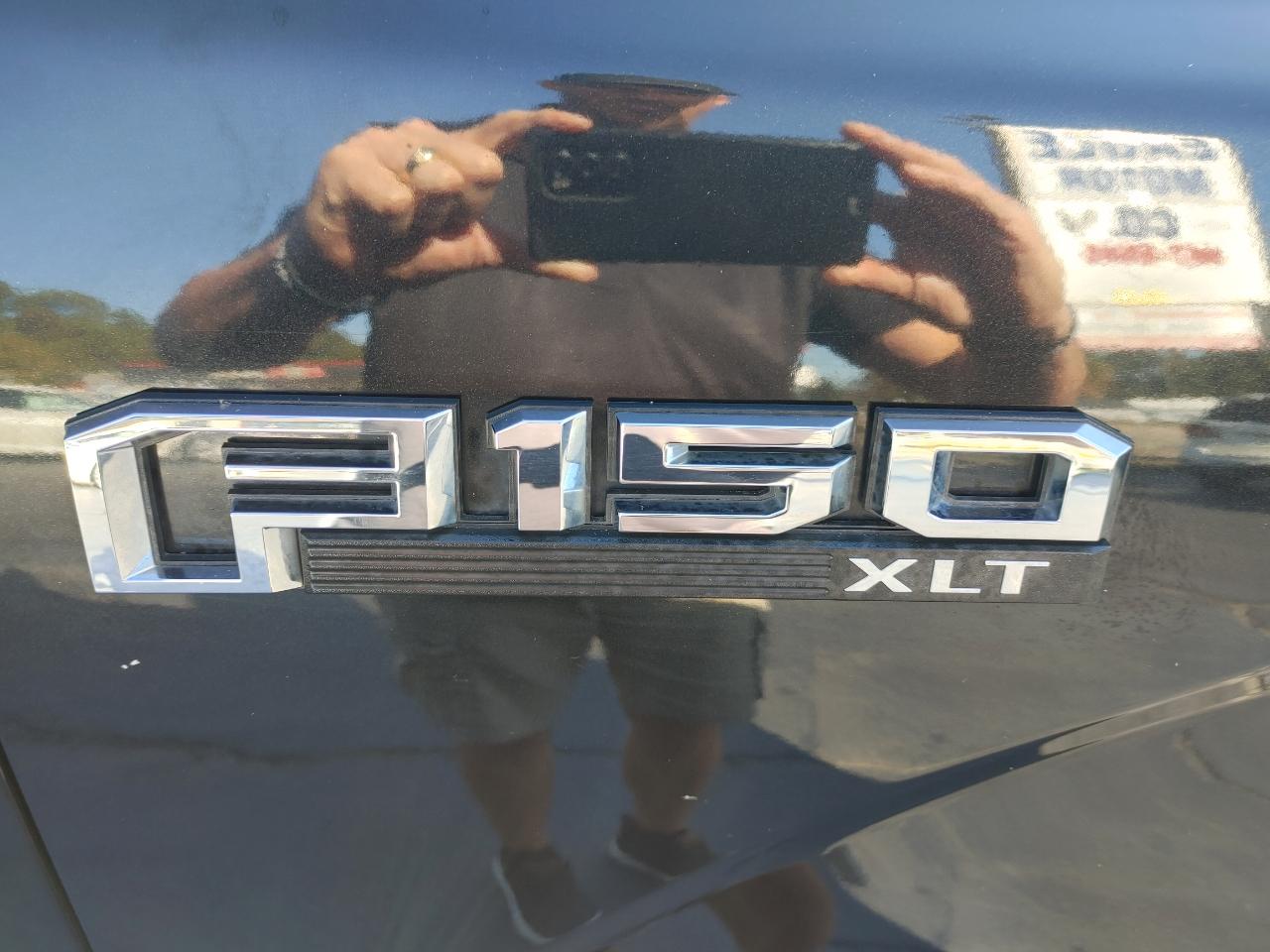 Ford F-150 XLT SuperCrew Short Box 2WD 2015