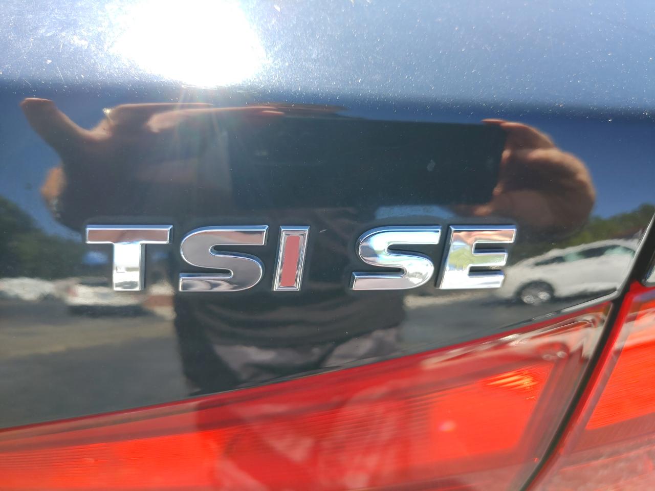 Volkswagen Passat 1.8T SE AT 2014