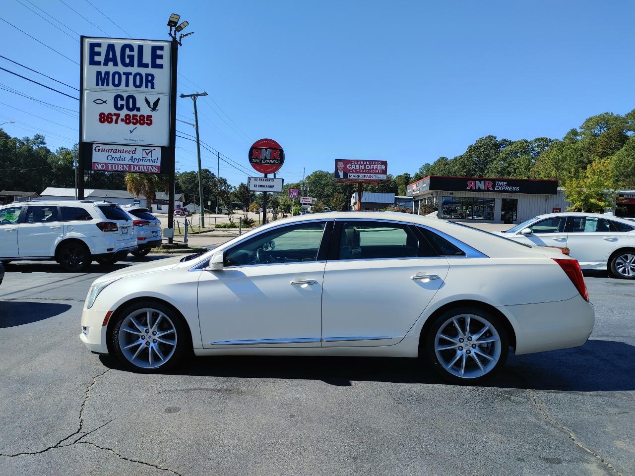 Cadillac XTS Premium FWD 2013