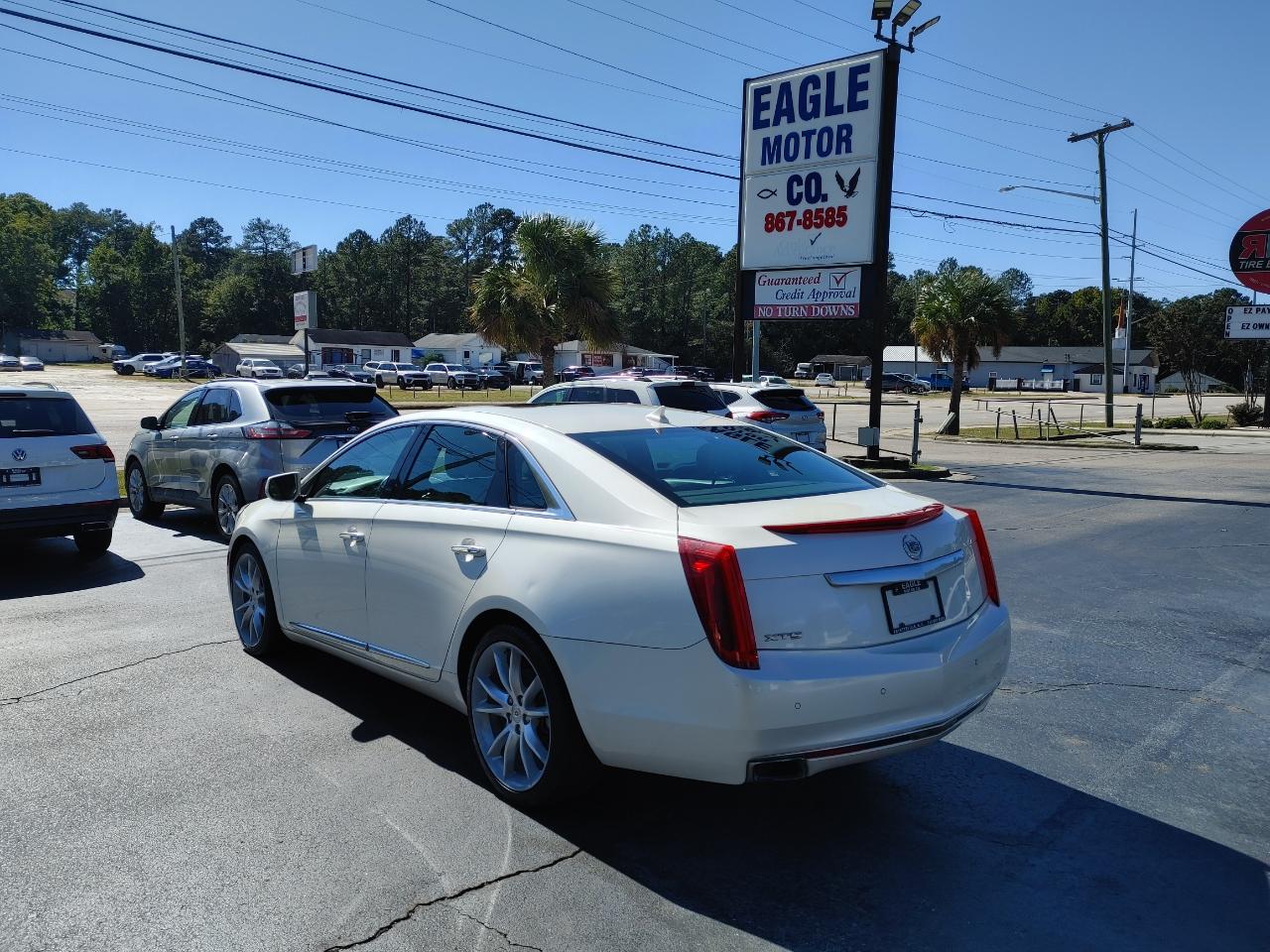 Cadillac XTS Premium FWD 2013