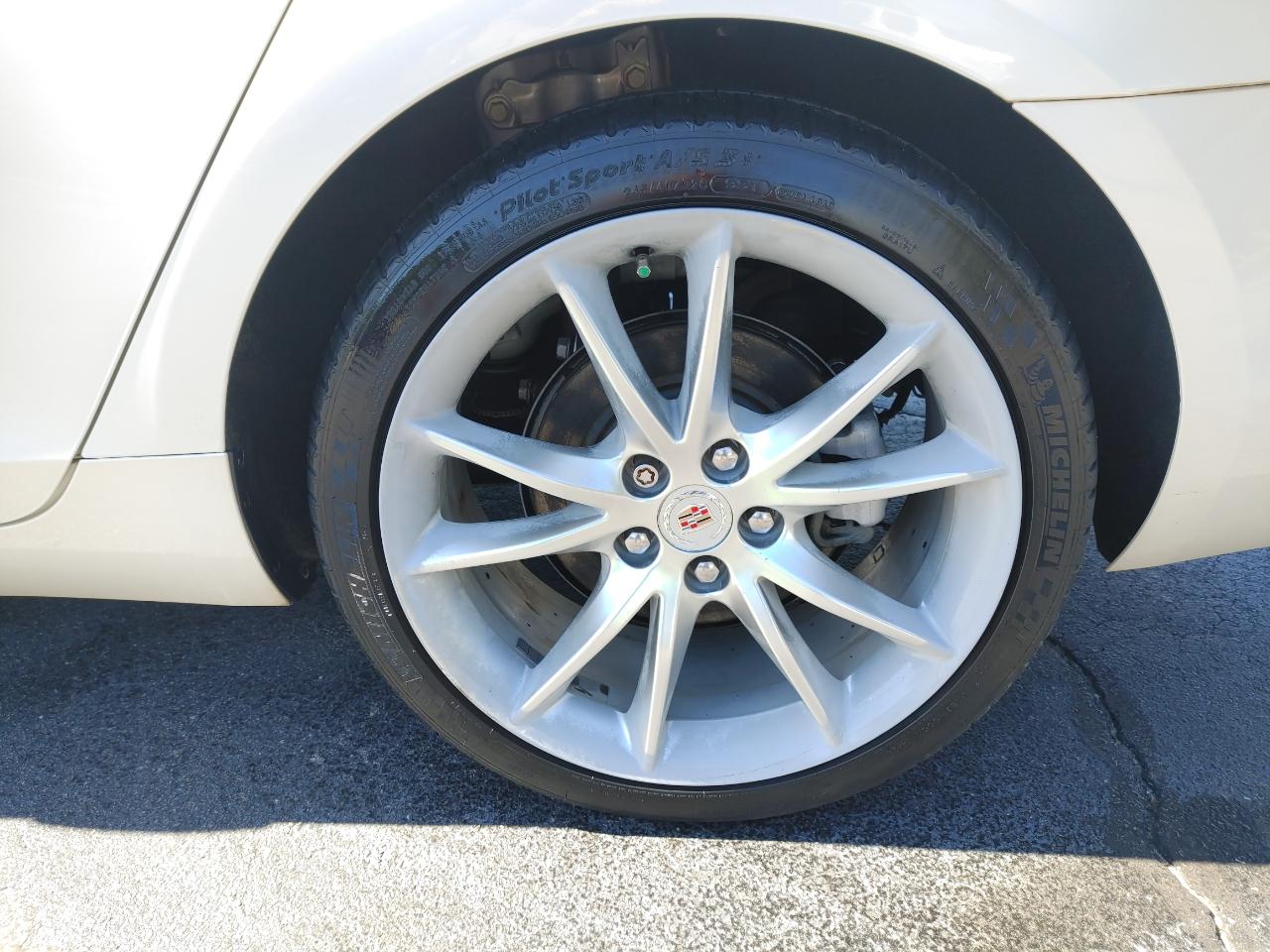 Cadillac XTS Premium FWD 2013