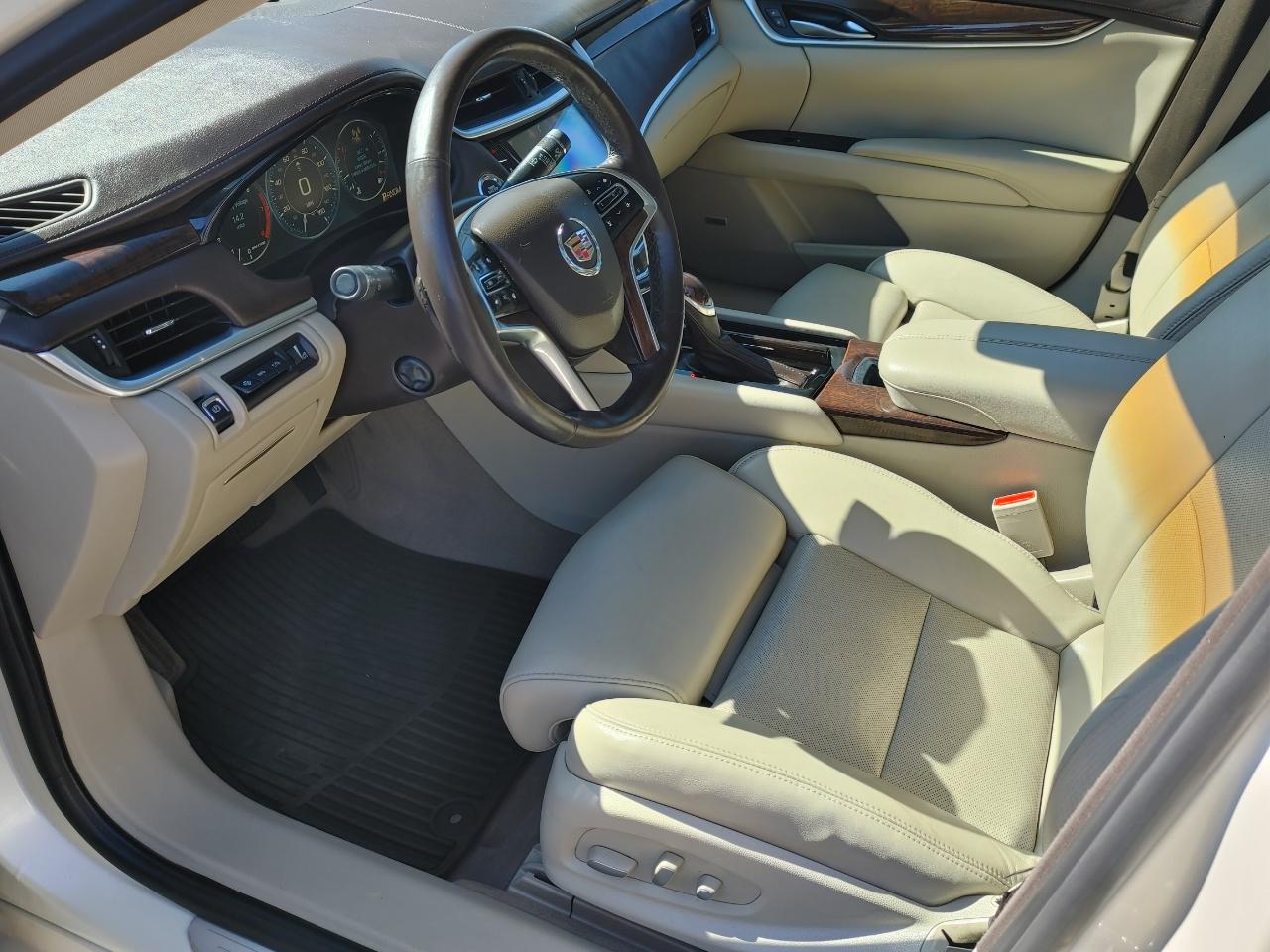 Cadillac XTS Premium FWD 2013
