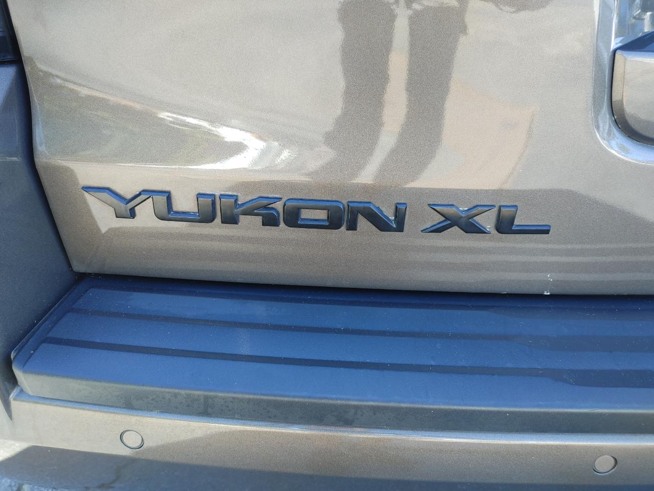 GMC Yukon XL  2016