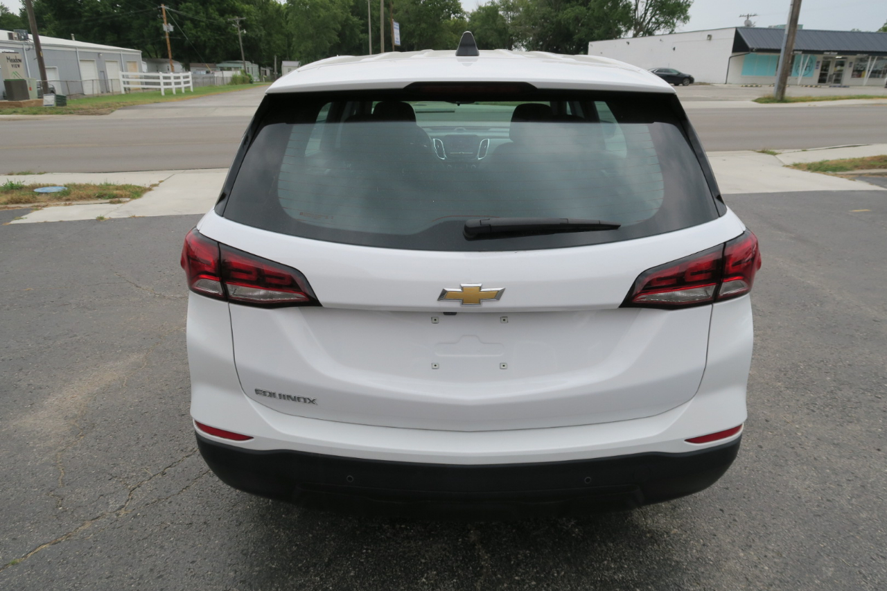 Chevrolet Equinox FWD 4dr LS w/1FL 2024