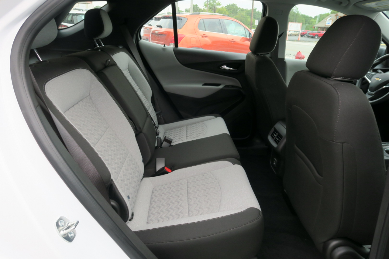 Chevrolet Equinox FWD 4dr LS w/1FL 2024