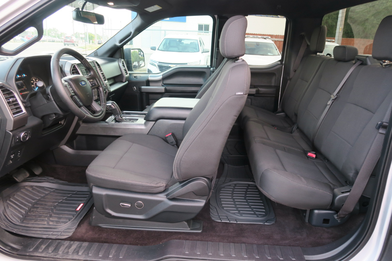 Ford F-150 4WD SuperCab 145" XLT 2016 Ford F-150 4WD SuperCab 145" XLT 2016