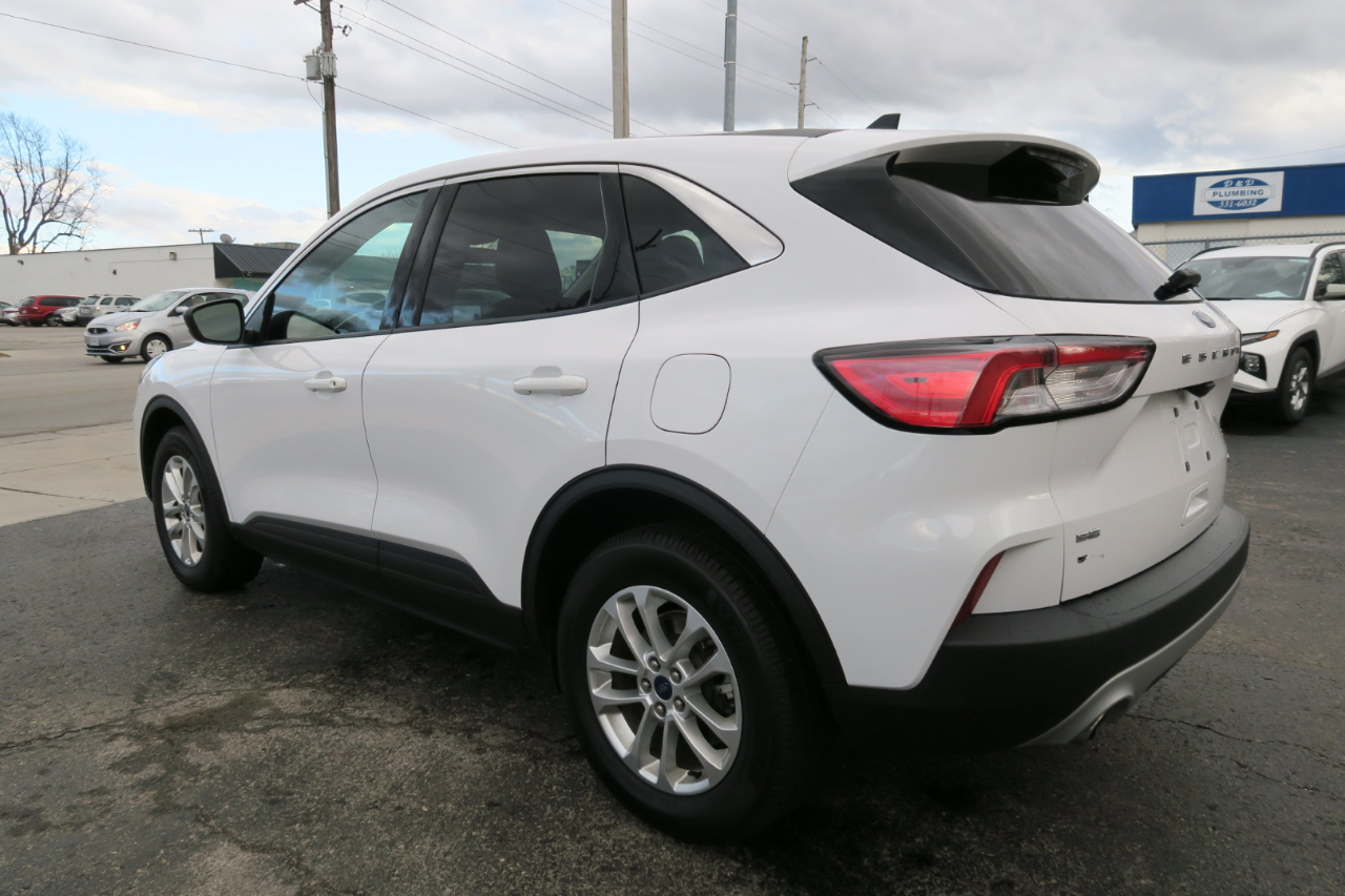 Ford Escape SE Hybrid AWD 2022