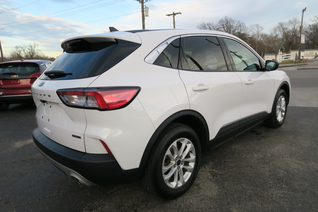 Ford Escape SE Hybrid AWD 2022