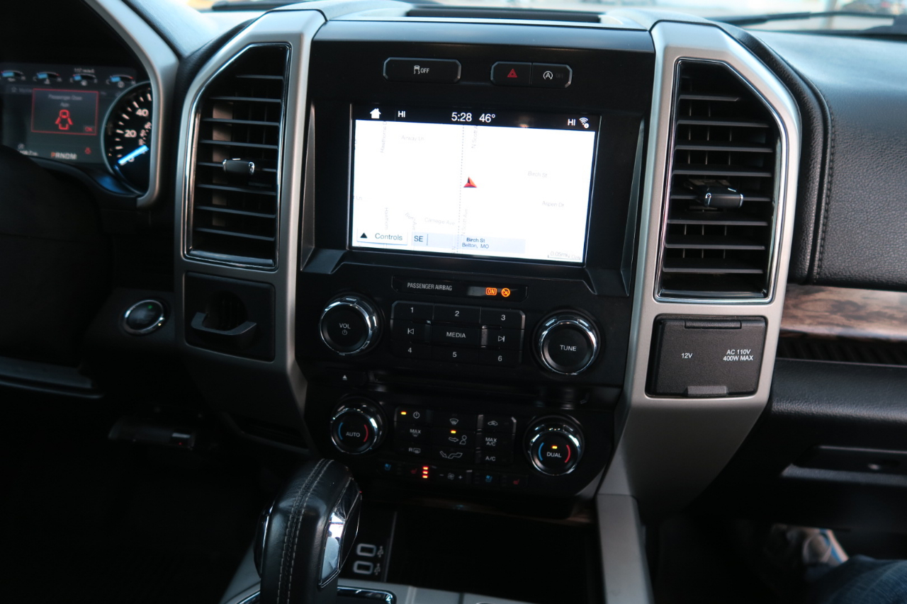 Ford F-150 SuperCrew Crew Cab 139" Lariat 2018