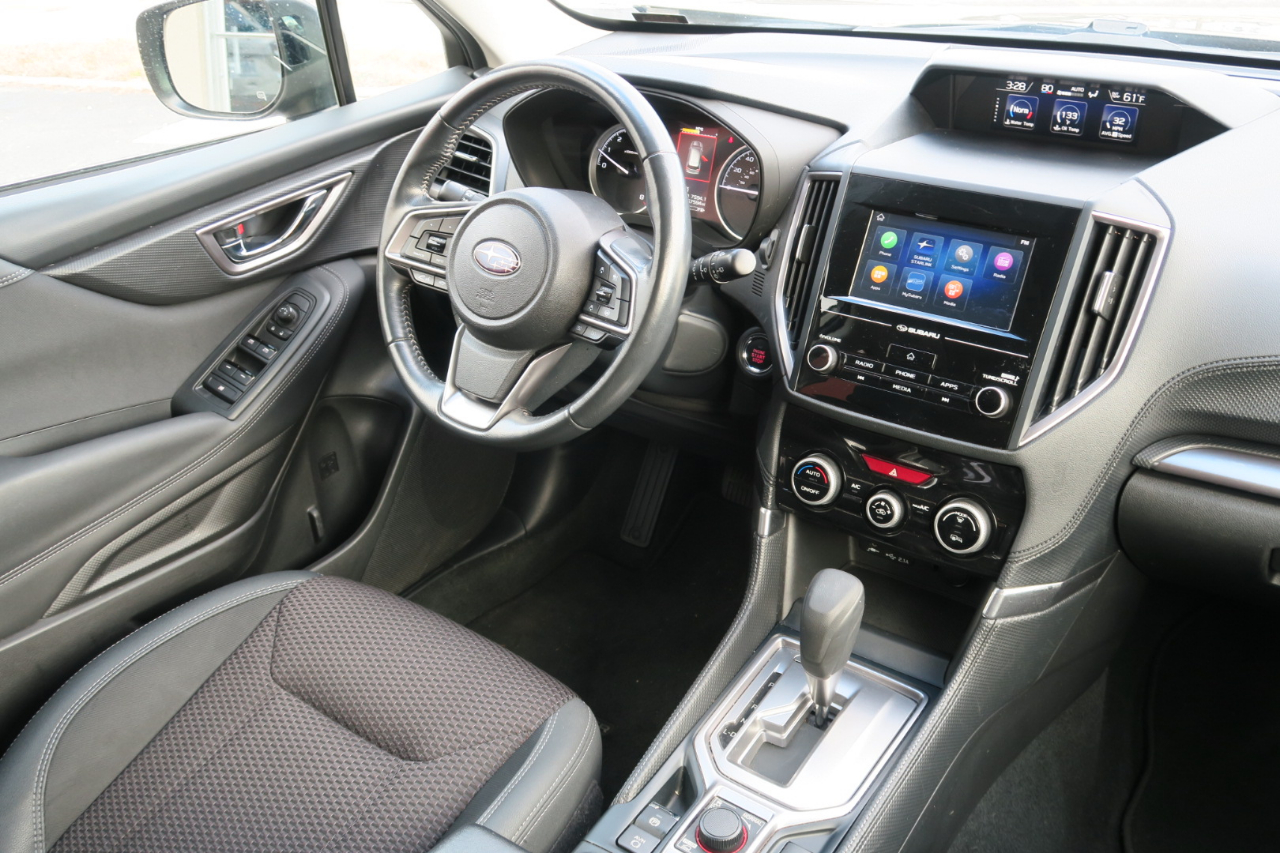 Subaru Forester Premium AWD 2024