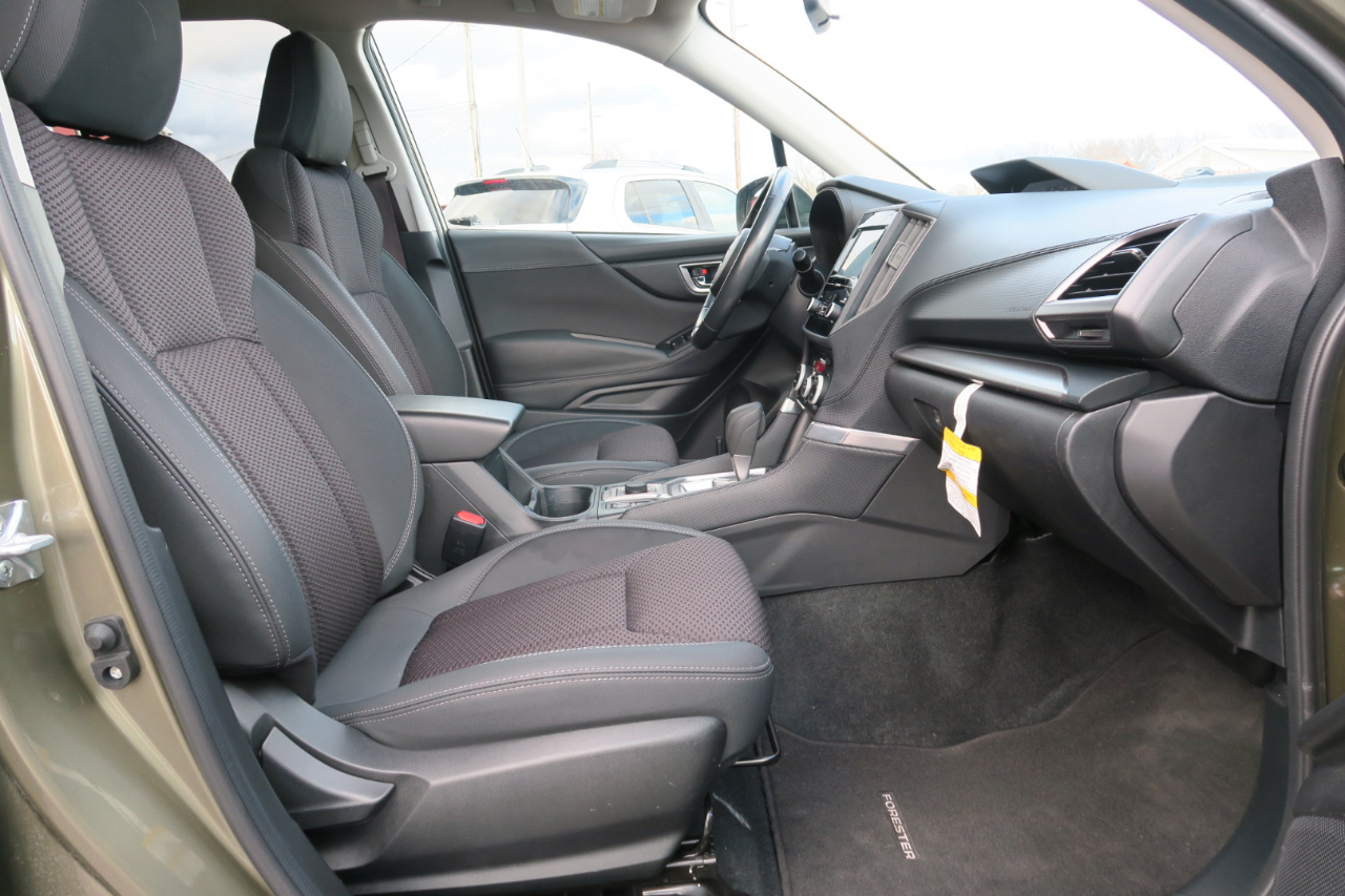 Subaru Forester Premium AWD 2024