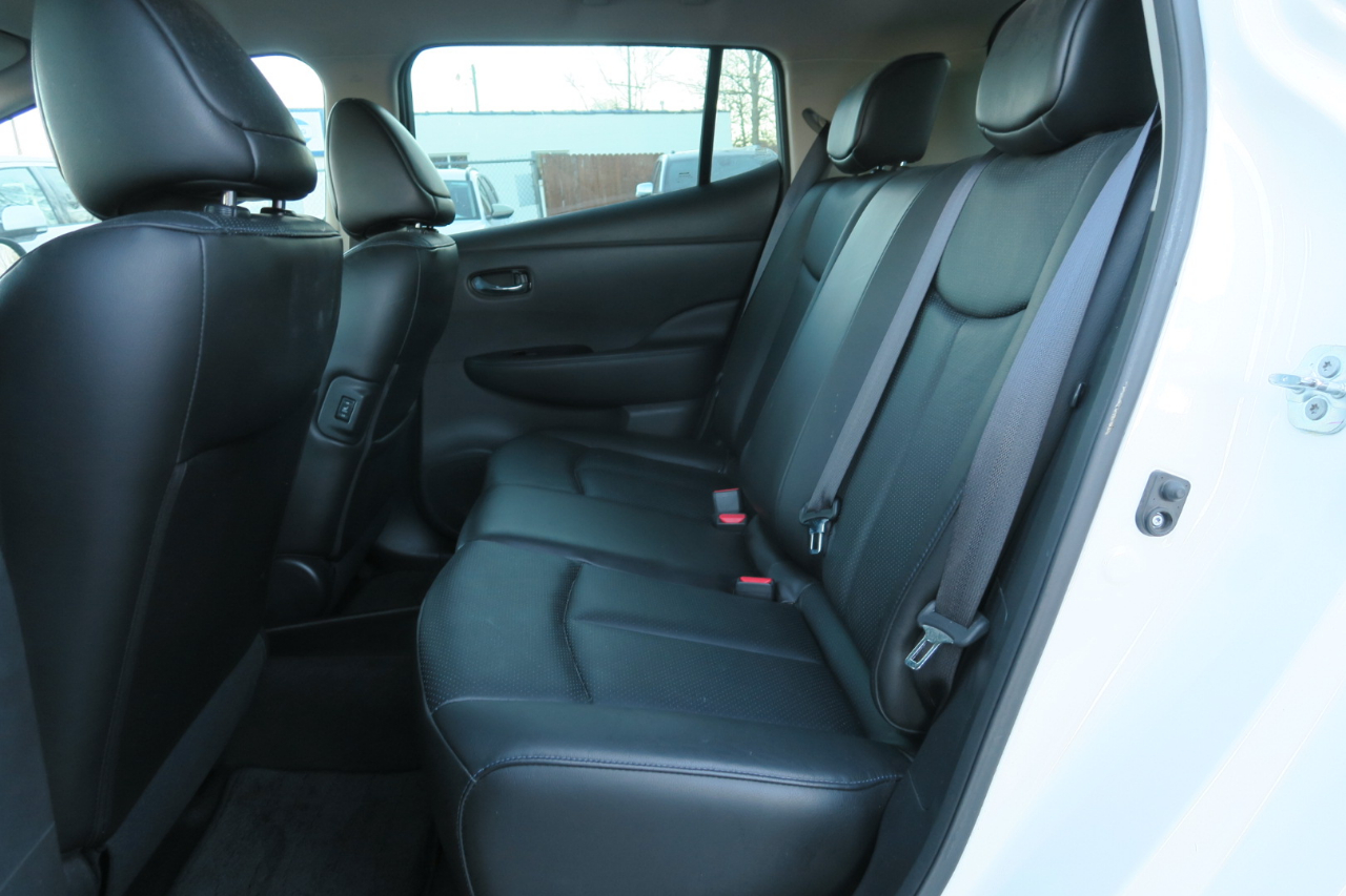 Nissan Leaf 4dr HB SL 2016