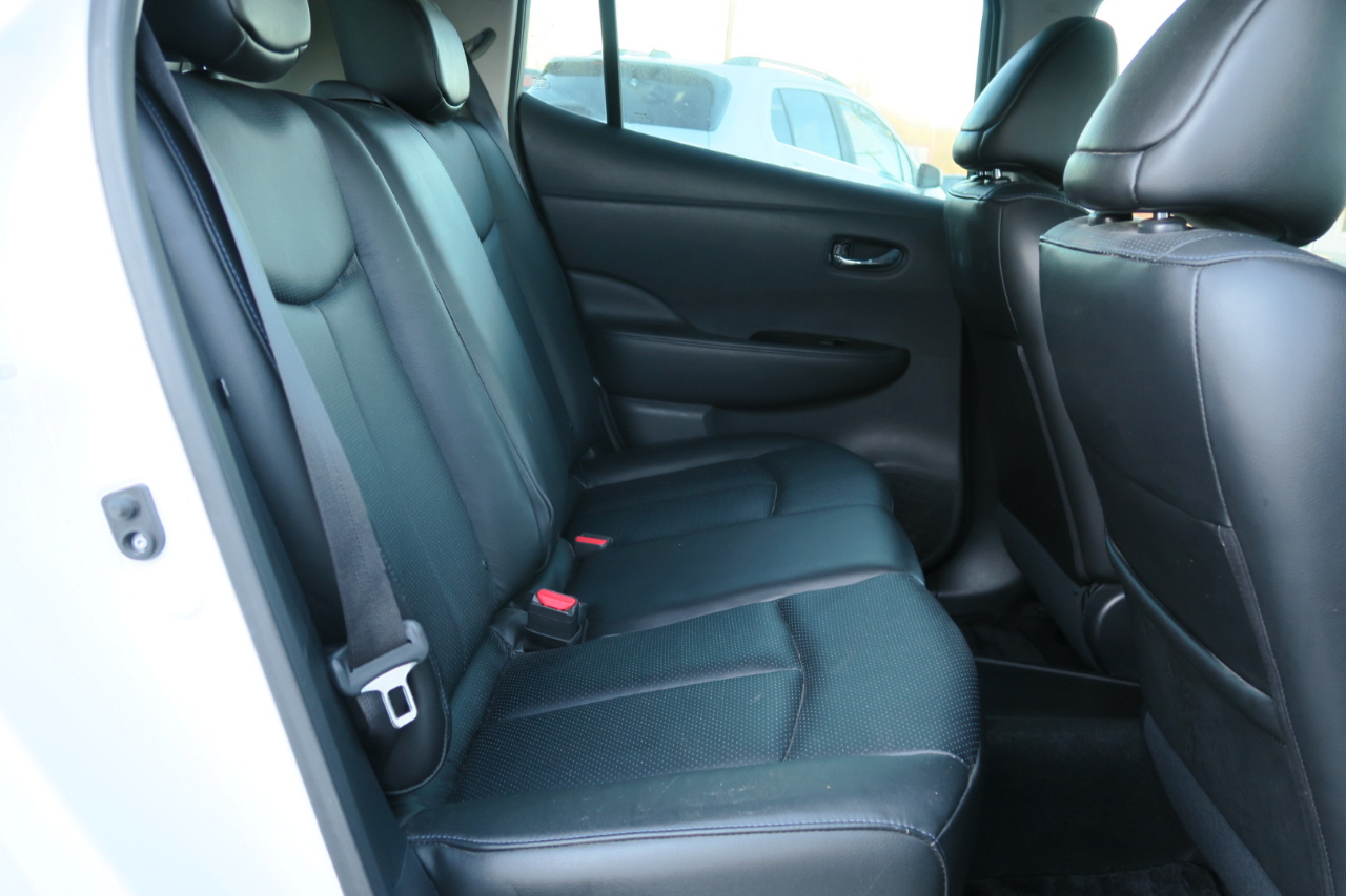 Nissan Leaf 4dr HB SL 2016