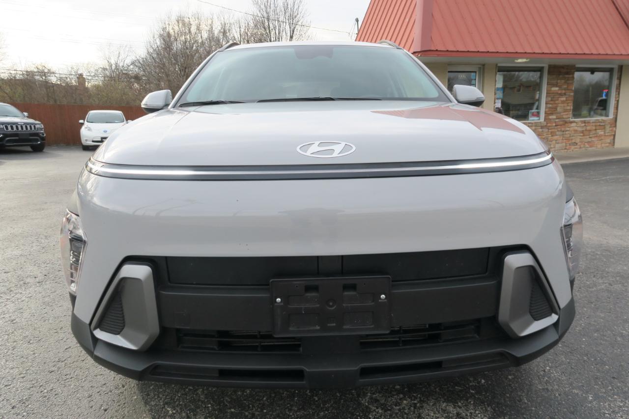 Hyundai Kona SEL FWD 2025