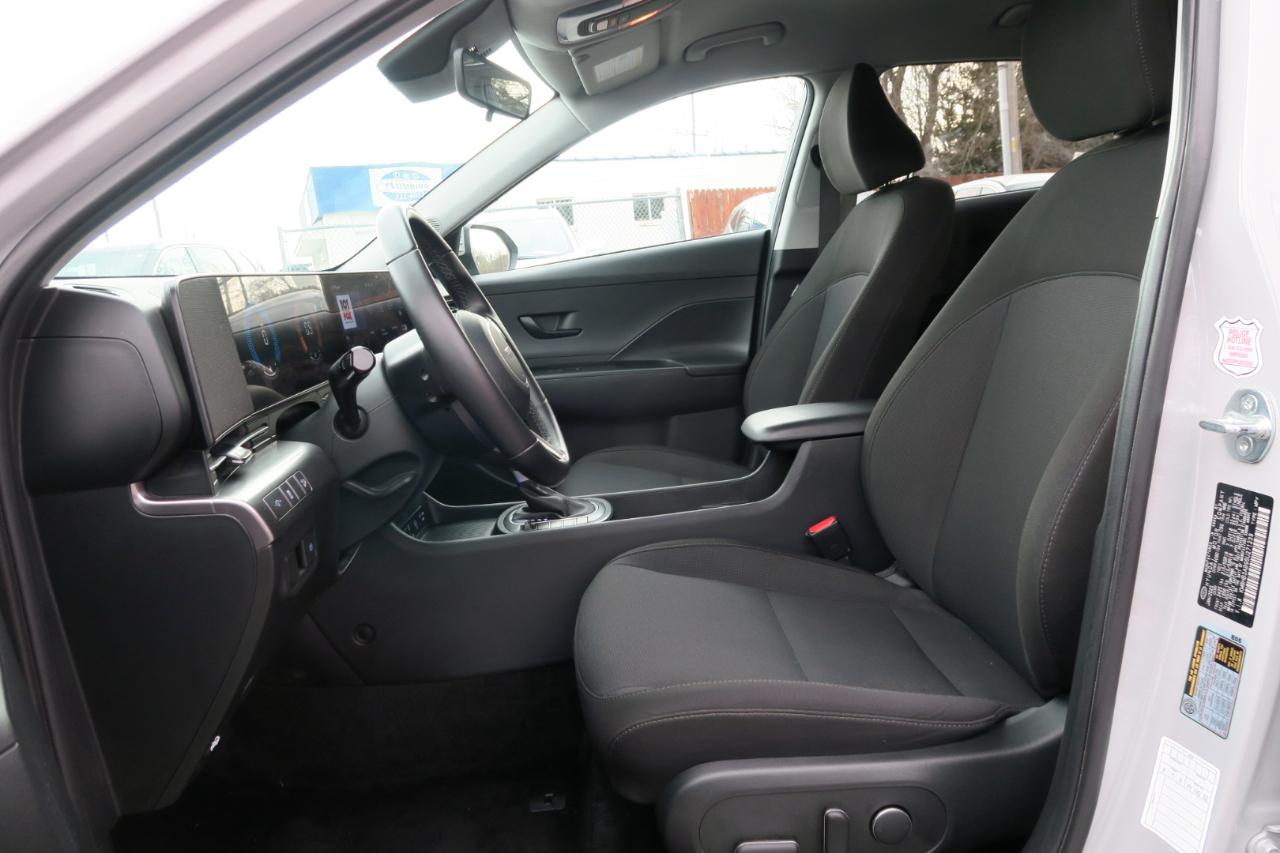 Hyundai Kona SEL FWD 2025