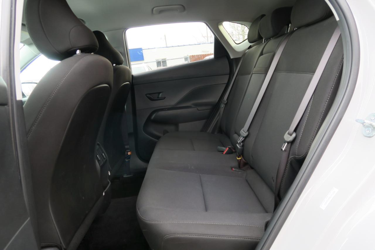 Hyundai Kona SEL FWD 2025