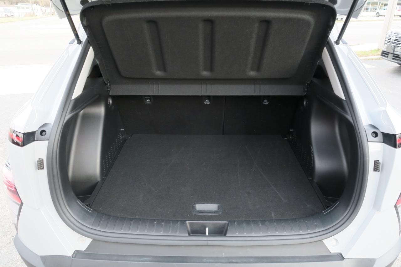 Hyundai Kona SEL FWD 2025