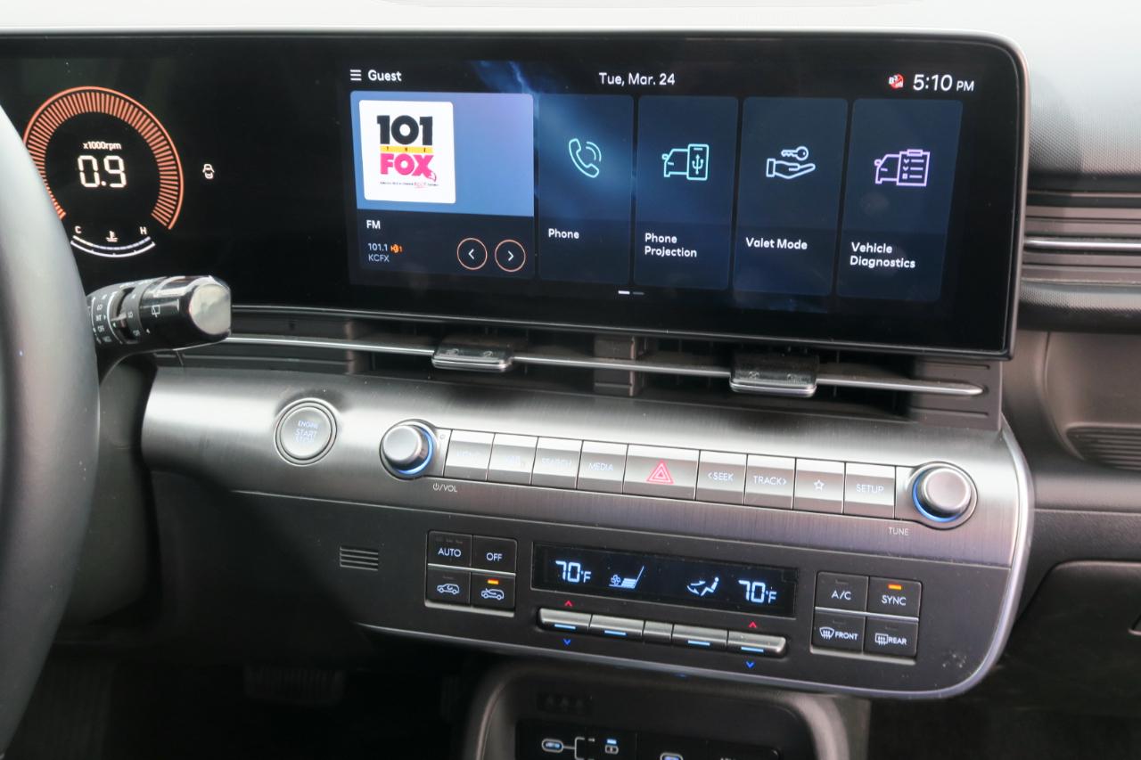 Hyundai Kona SEL FWD 2025