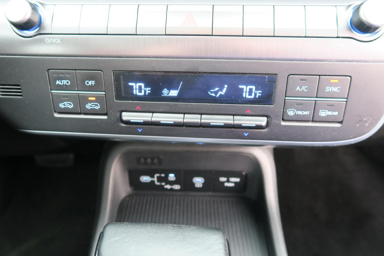 Hyundai Kona SEL FWD 2025