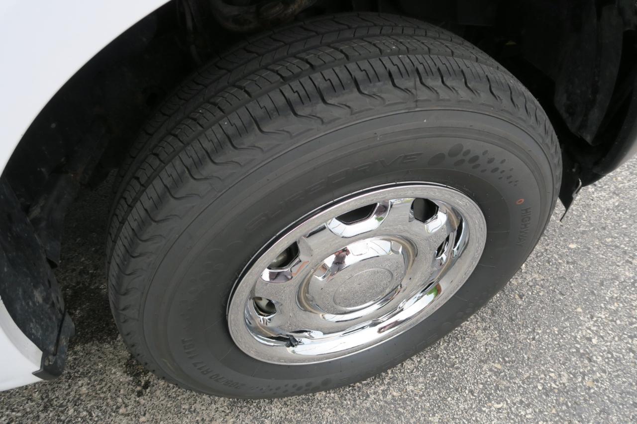 Ford F-150 XL 4WD Reg Cab 8' Box 2019