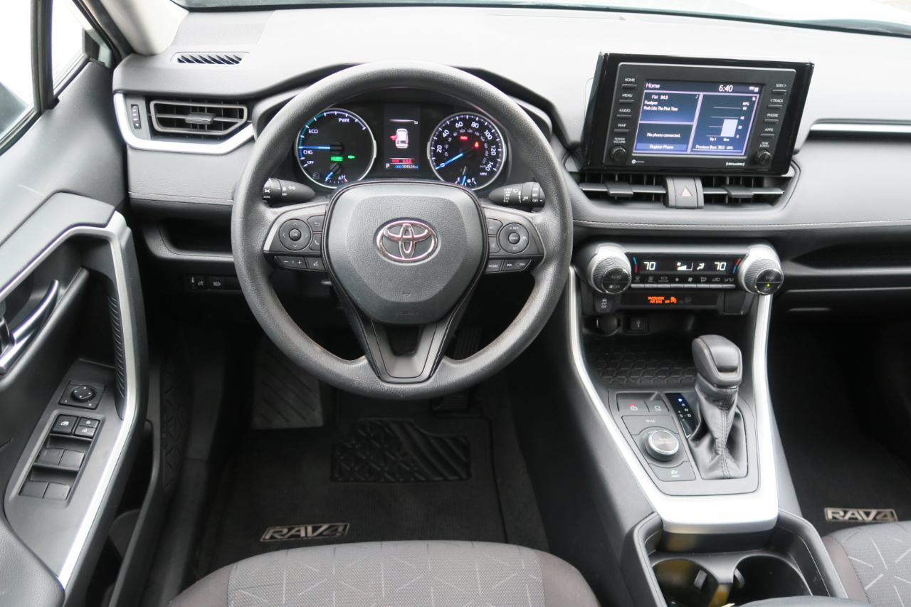 Toyota RAV4 Hybrid XLE 4D SUV AWD 2021