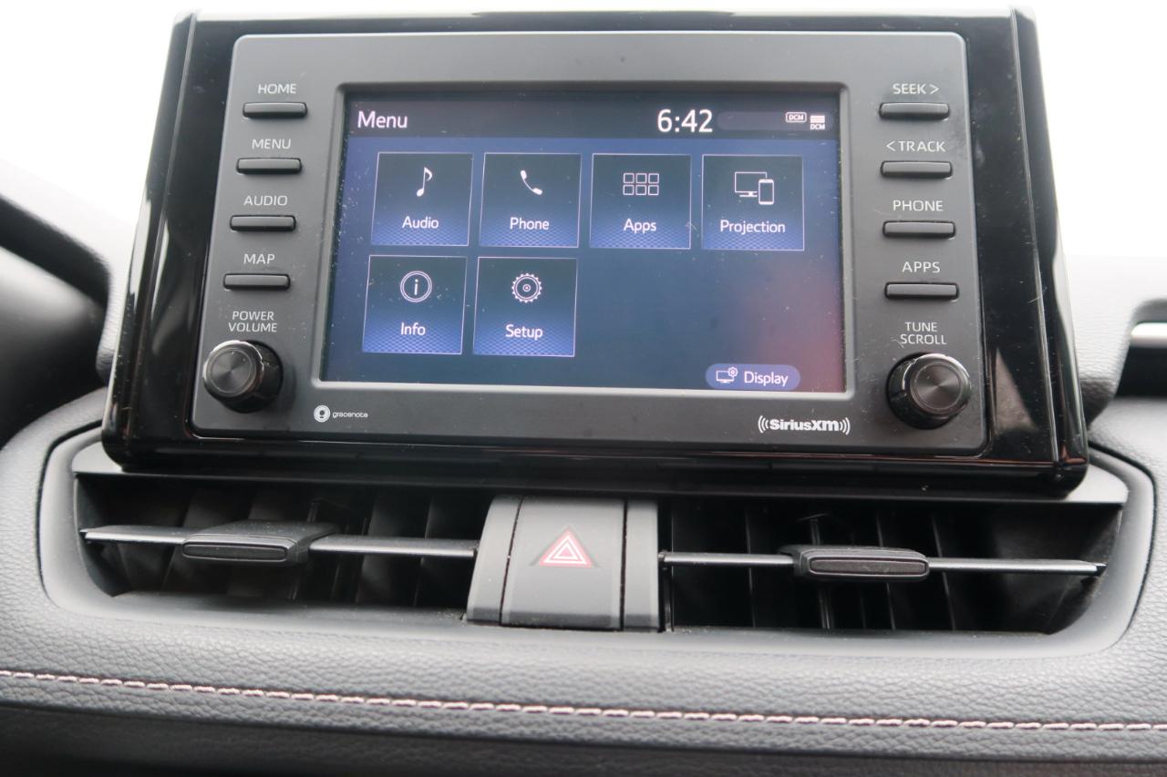 Toyota RAV4 Hybrid XLE 4D SUV AWD 2021