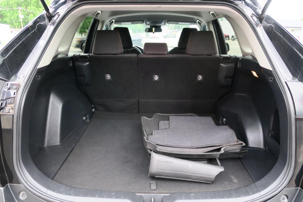 Toyota RAV4 LE FWD 2020