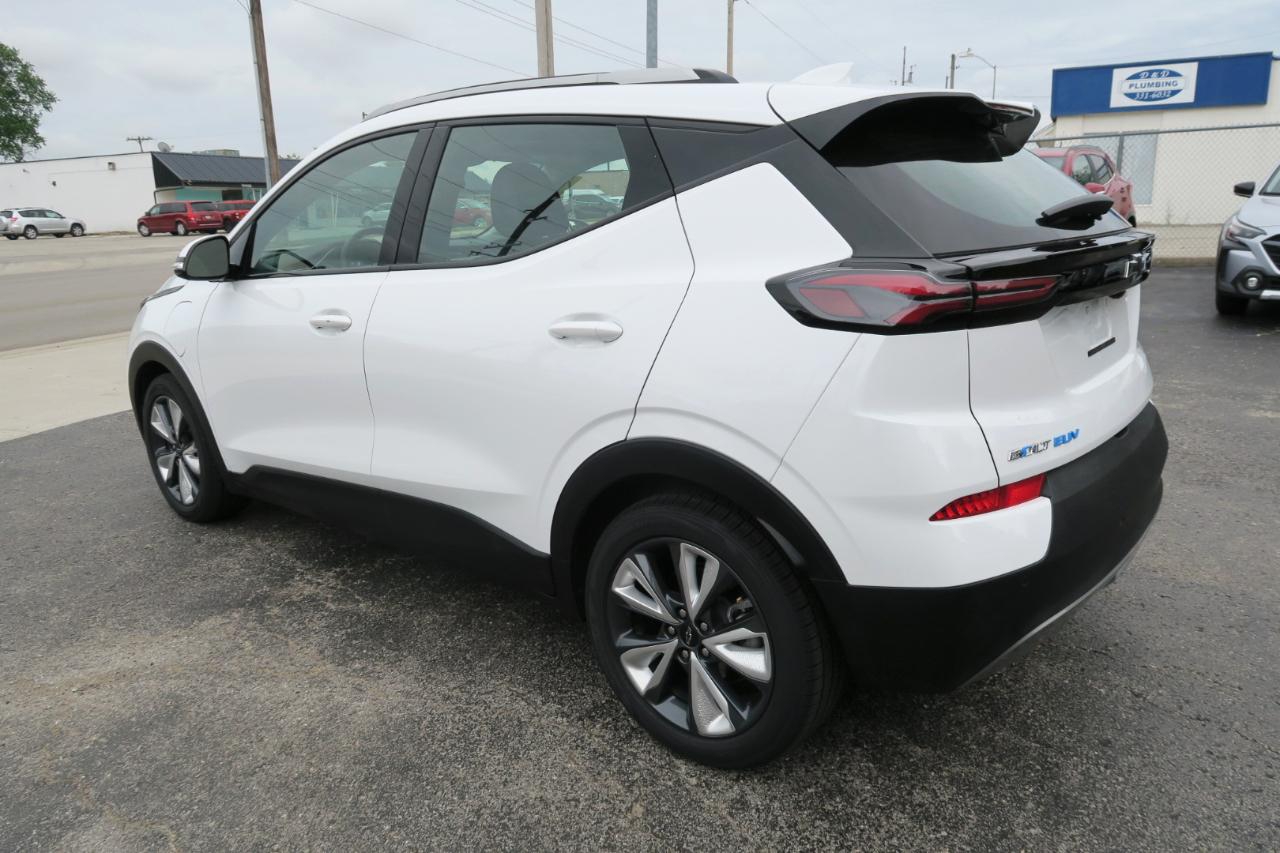 Chevrolet Bolt EUV FWD 4dr LT 2023