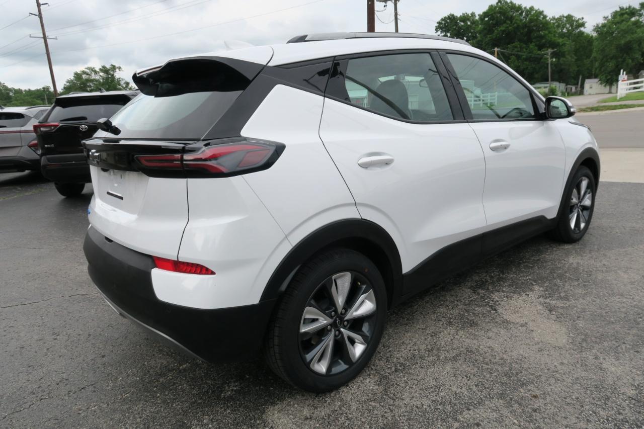 Chevrolet Bolt EUV FWD 4dr LT 2023