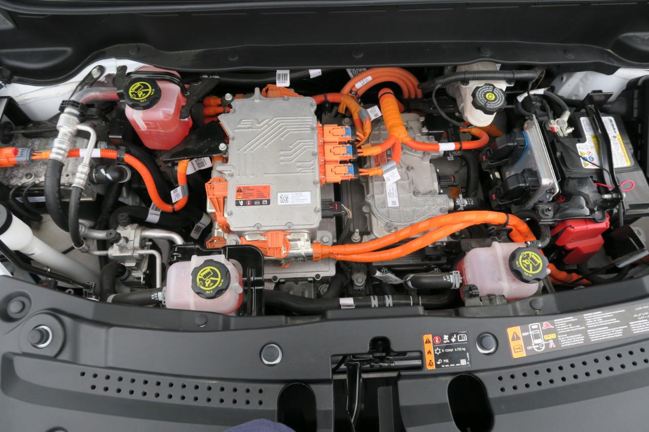 Chevrolet Bolt EUV FWD 4dr LT 2023