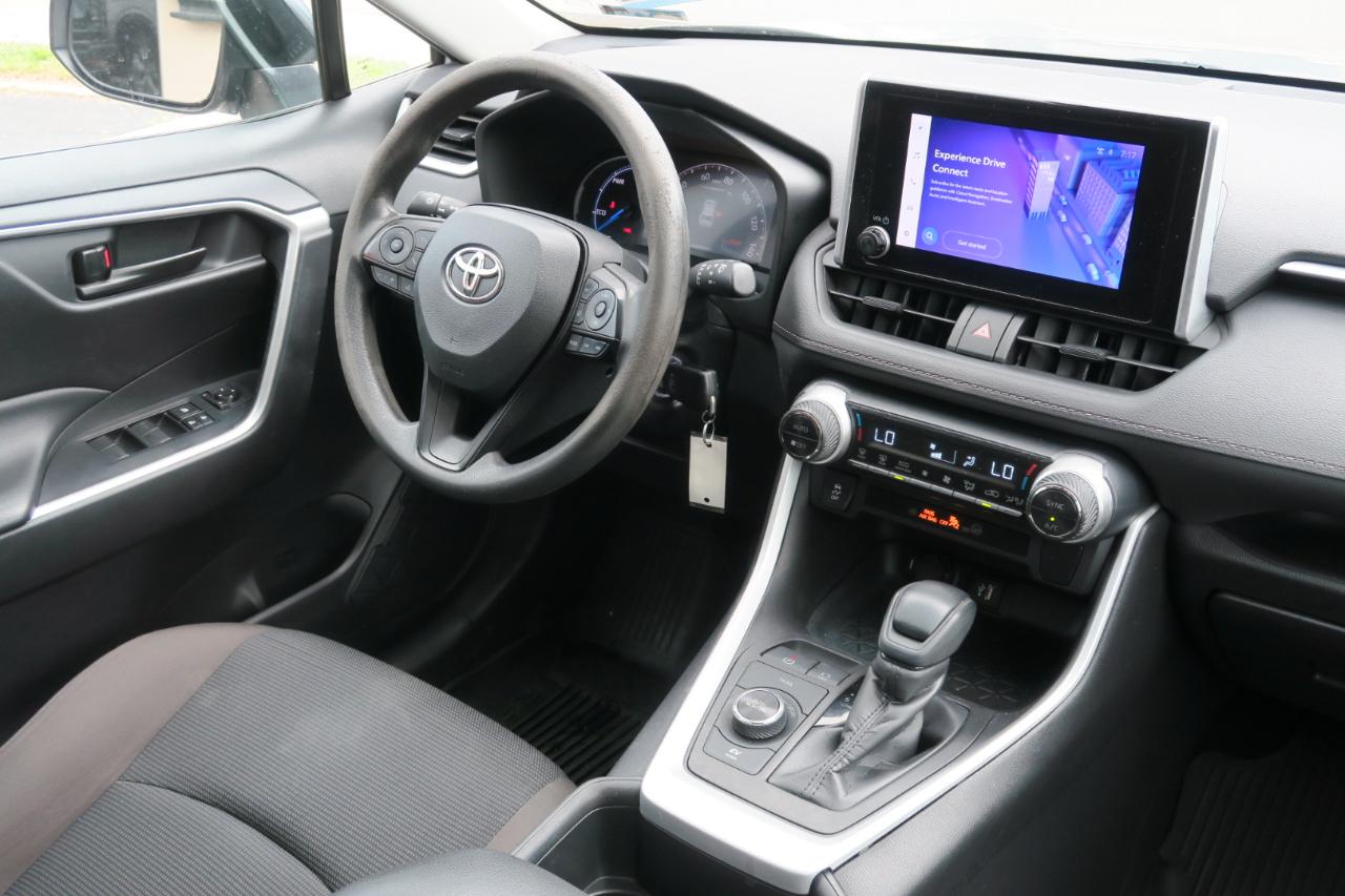 Toyota RAV4 Hybrid LE AWD (Natl) 2023
