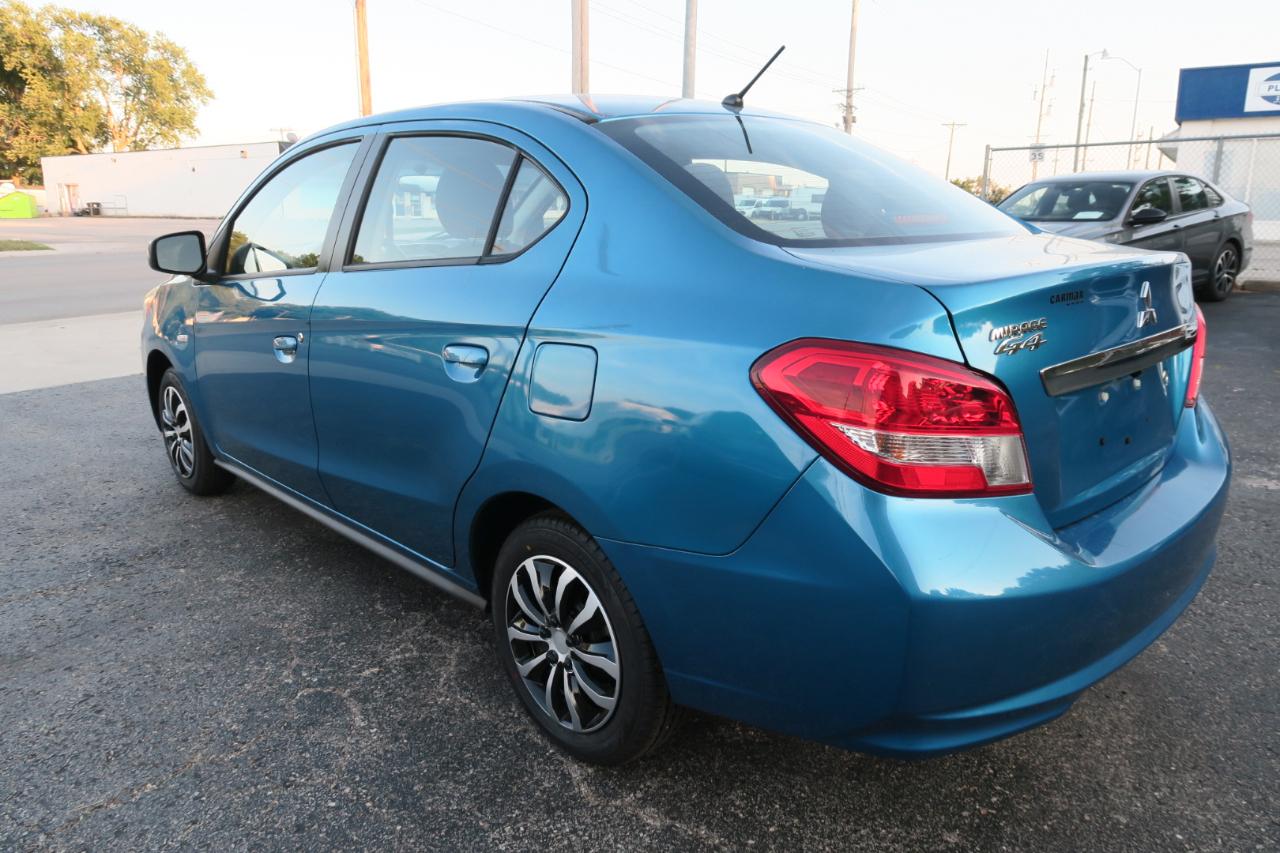 Mitsubishi Mirage G4 ES 2020