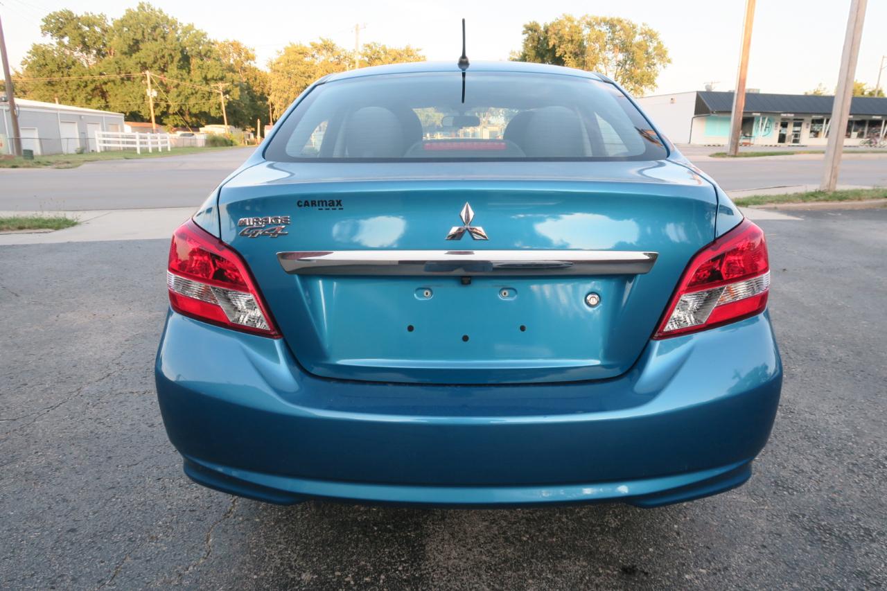 Mitsubishi Mirage G4 ES 2020