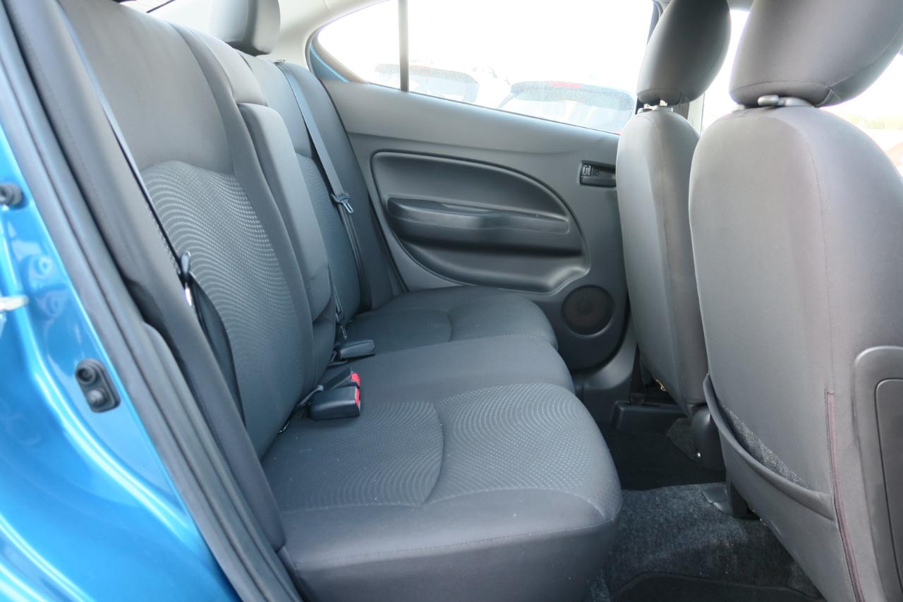 Mitsubishi Mirage G4 ES 2020