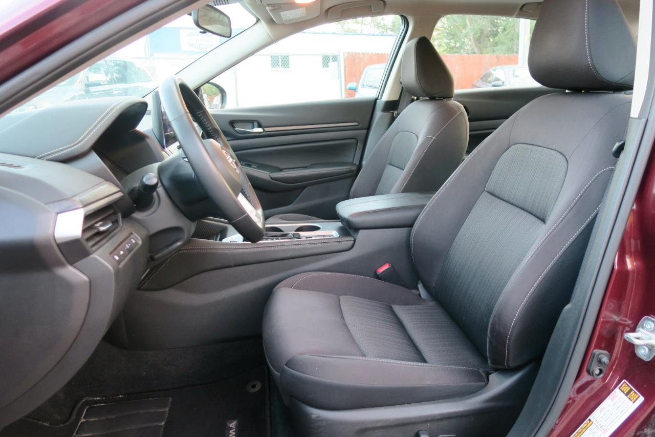 Nissan Altima  2025