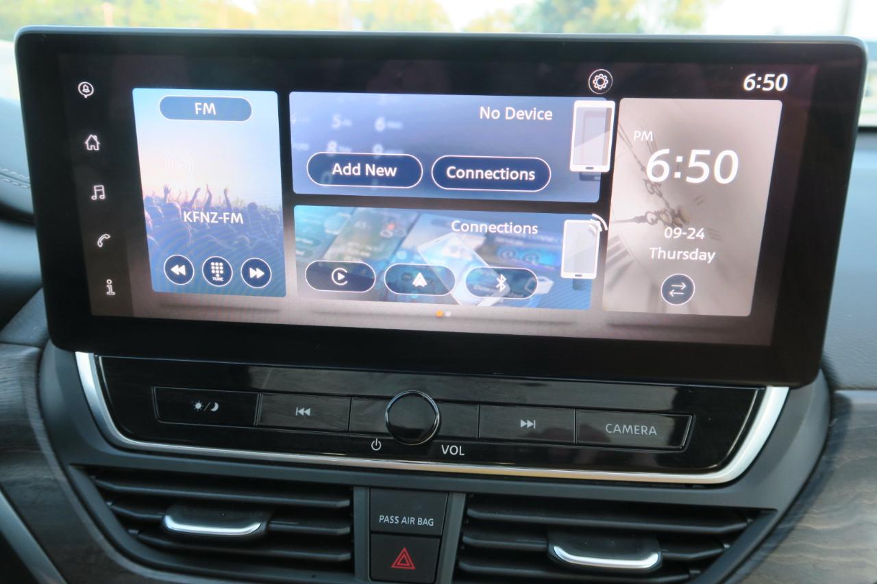Nissan Altima  2025