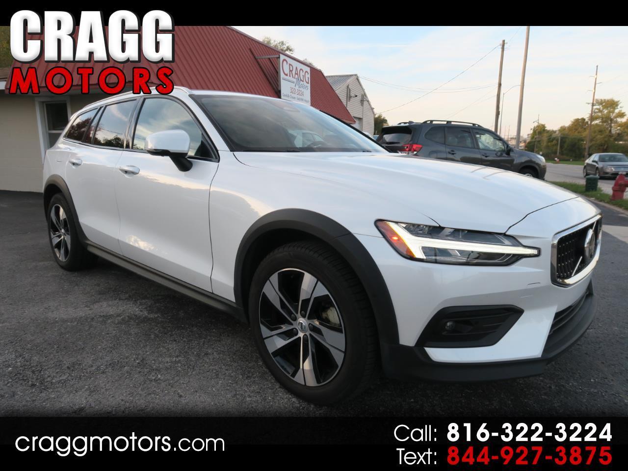 2025 Volvo V60 Cross Country B5 AWD Plus