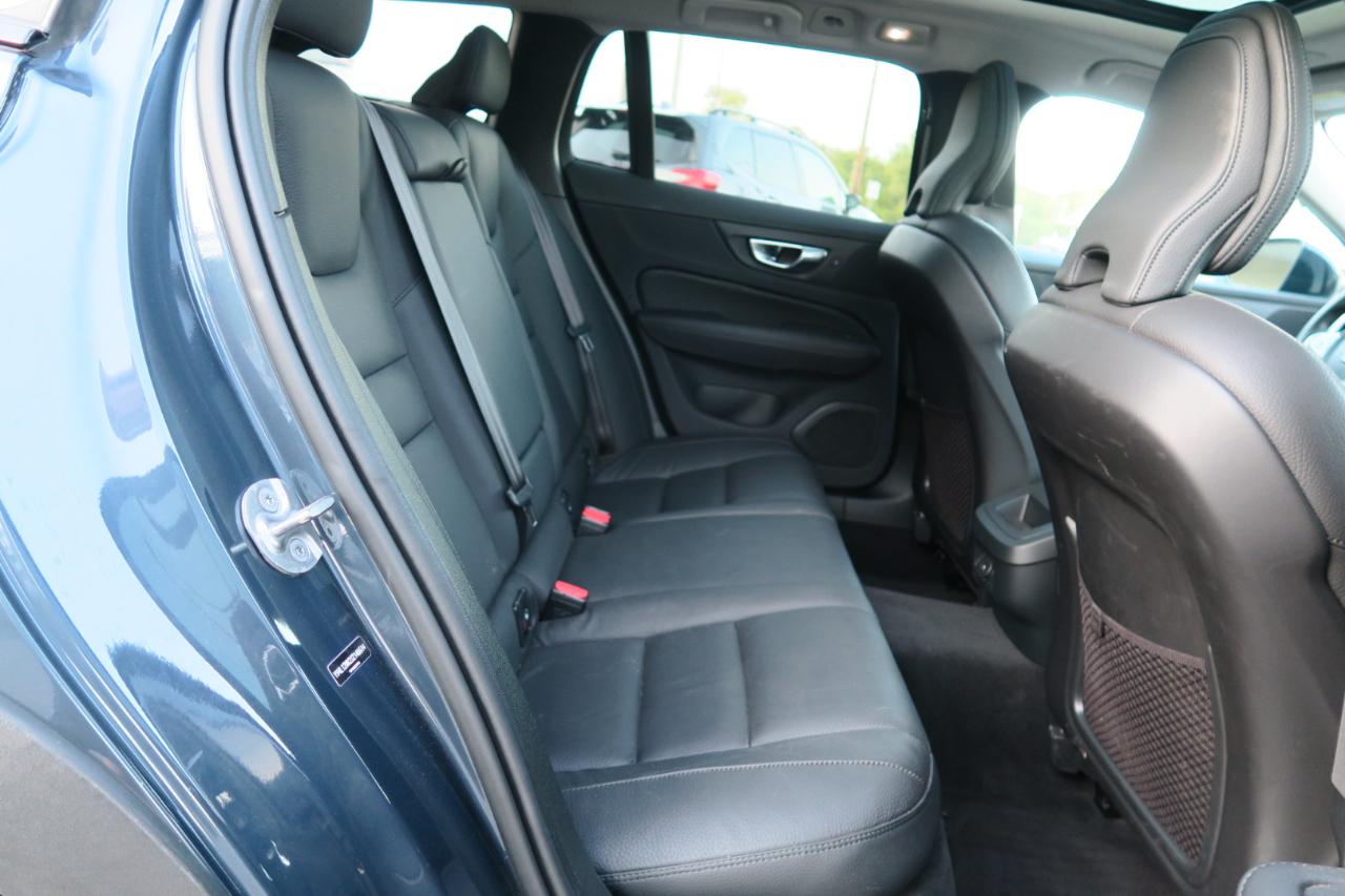 Volvo V60 Cross Country B5 AWD Plus 2025