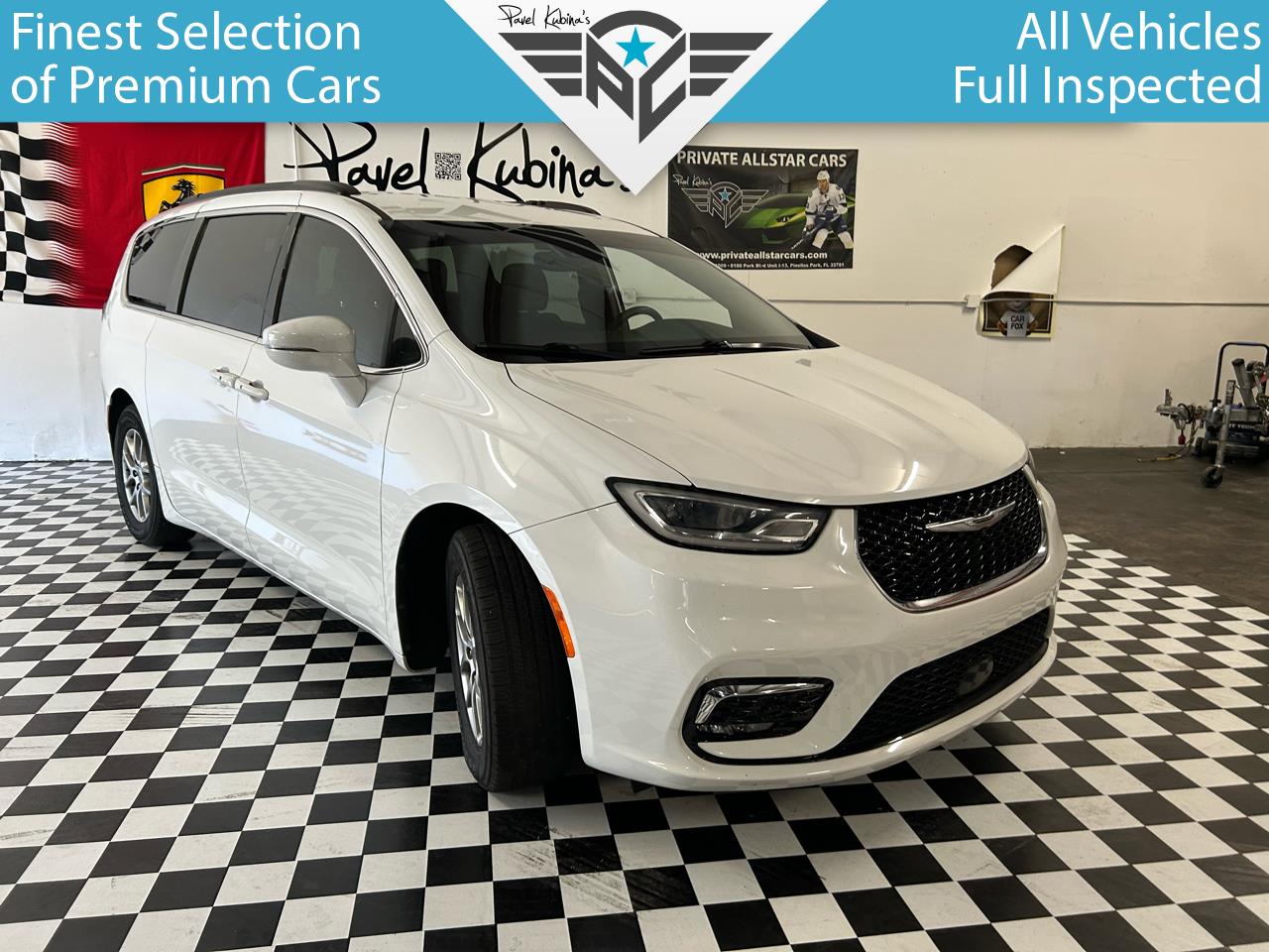 2022 Chrysler Pacifica Touring FWD