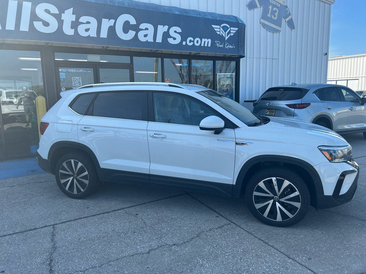 Volkswagen Taos SE FWD 2024