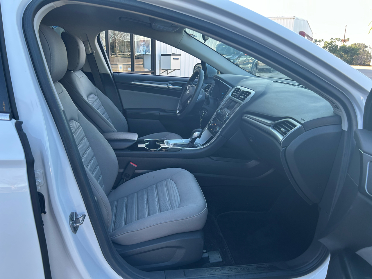 Ford Fusion 4dr Sdn I4 S 2016