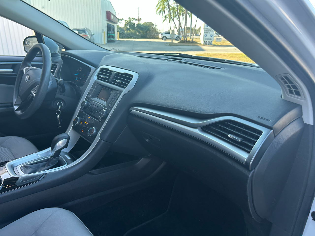 Ford Fusion 4dr Sdn I4 S 2016