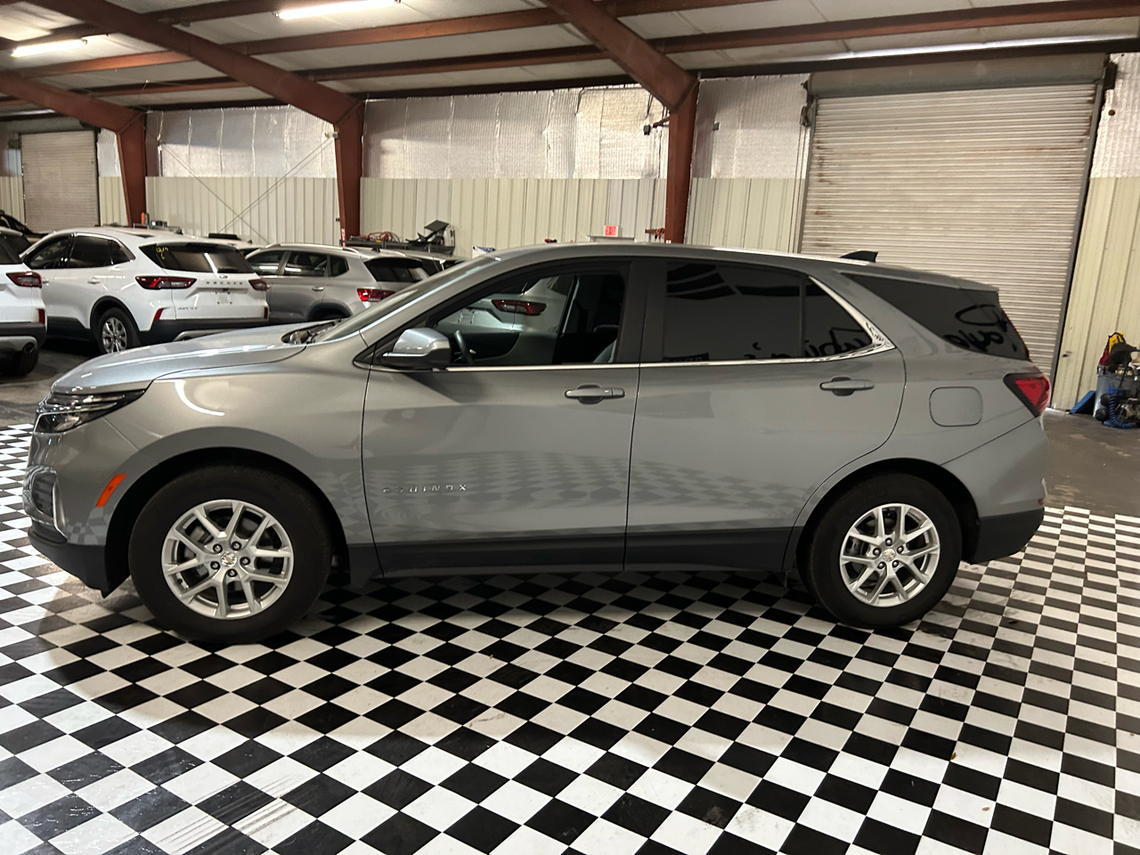 Chevrolet Equinox FWD 4dr LT w/2FL 2024