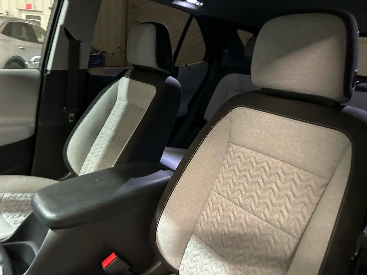 Chevrolet Equinox FWD 4dr LT w/2FL 2024