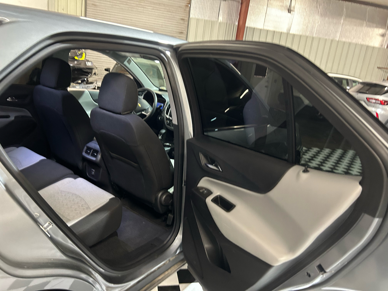 Chevrolet Equinox FWD 4dr LT w/2FL 2024