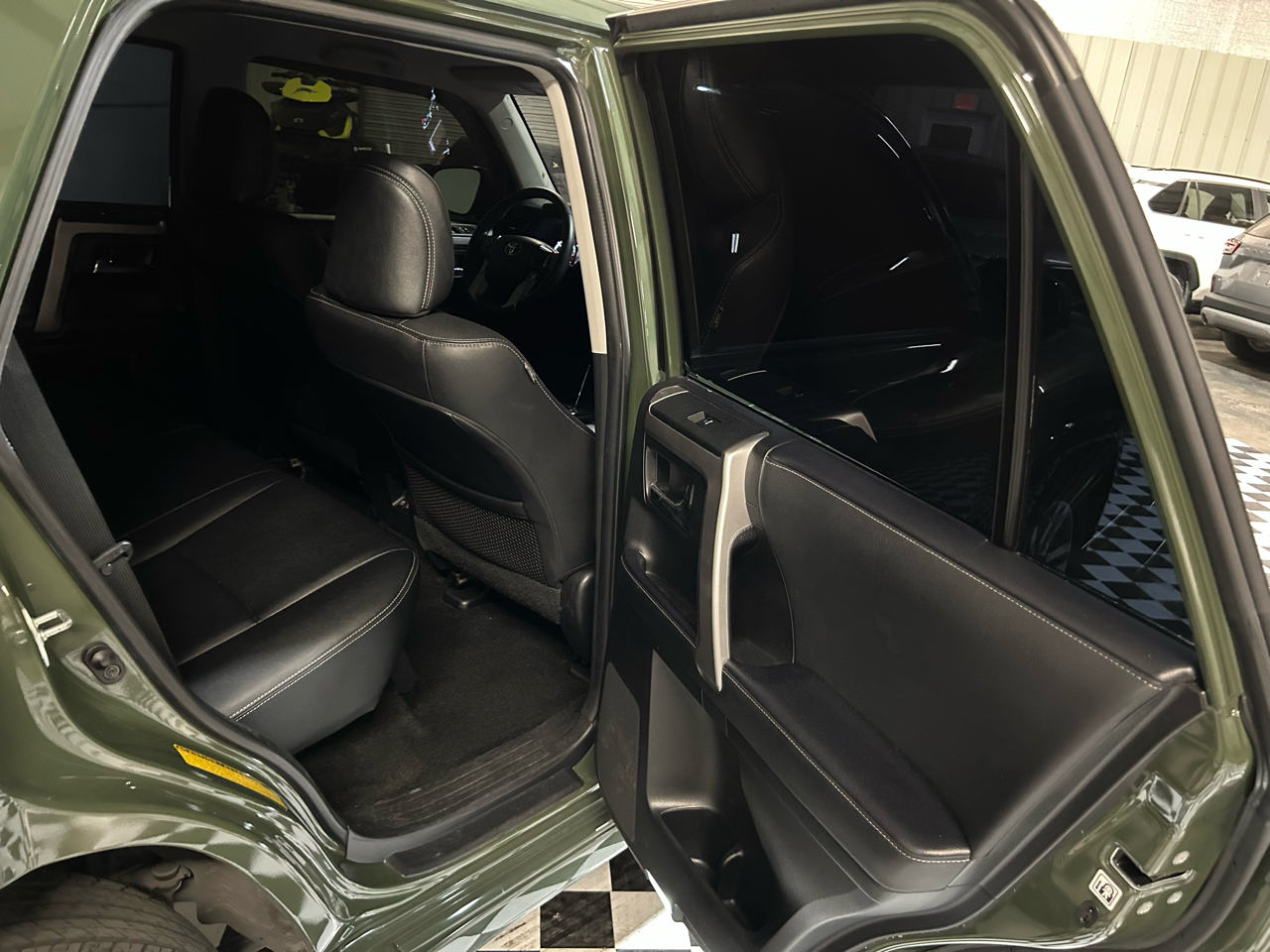 Toyota 4Runner TRD Sport 2WD (Natl) 2022