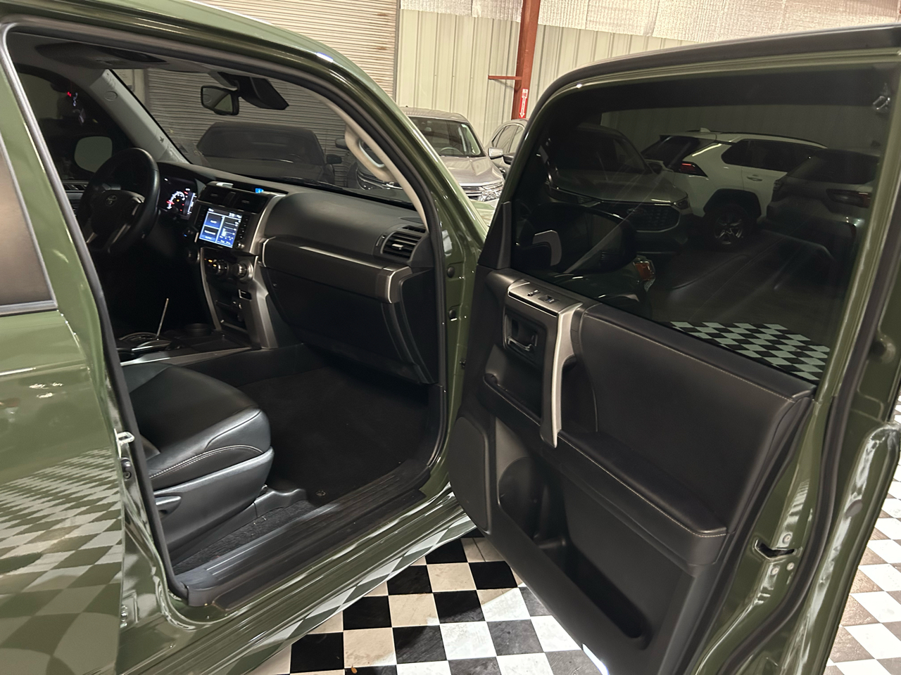 Toyota 4Runner TRD Sport 2WD (Natl) 2022