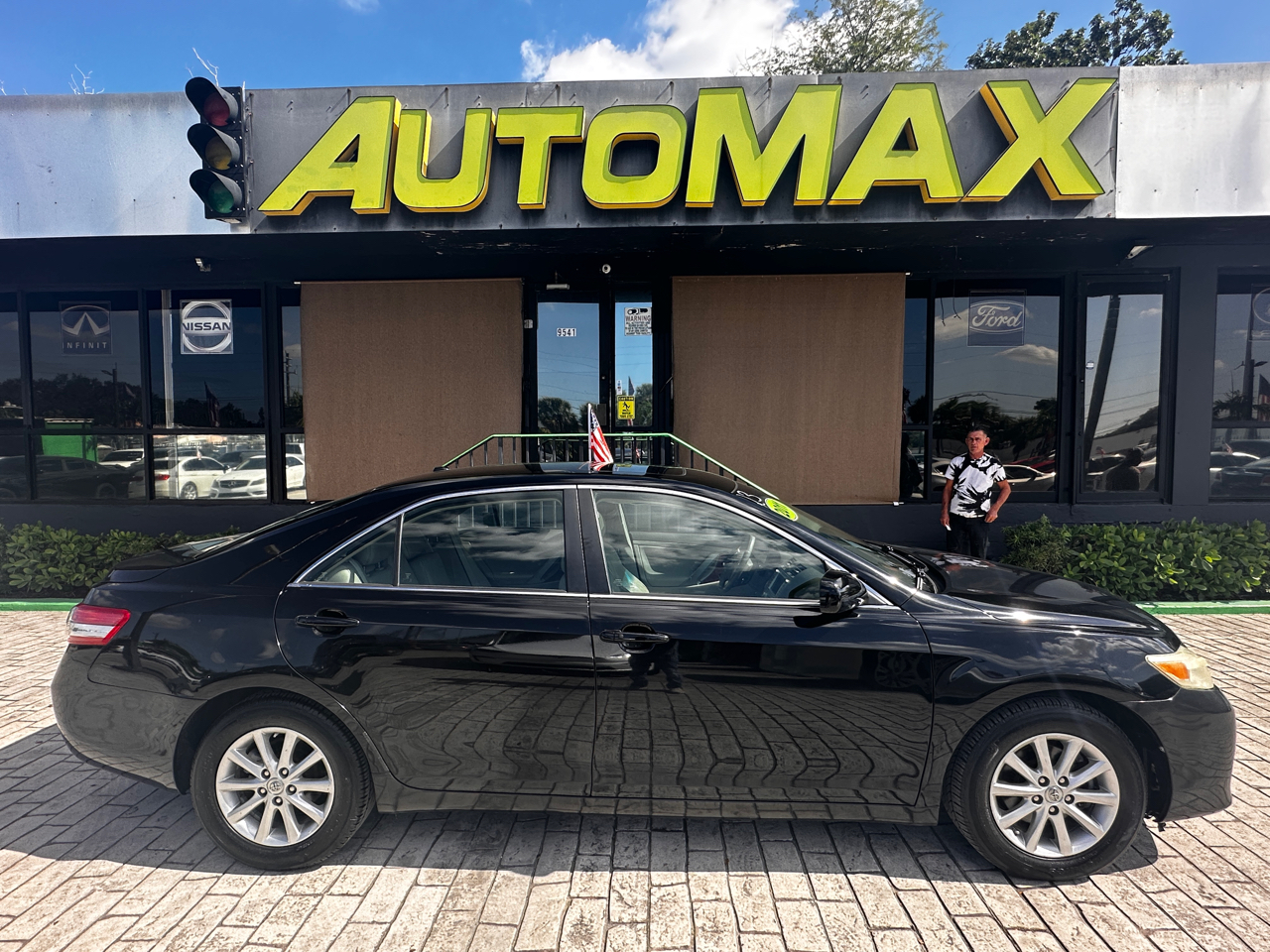 2011 Toyota Camry 4dr Sdn V6 Auto XLE (Natl)