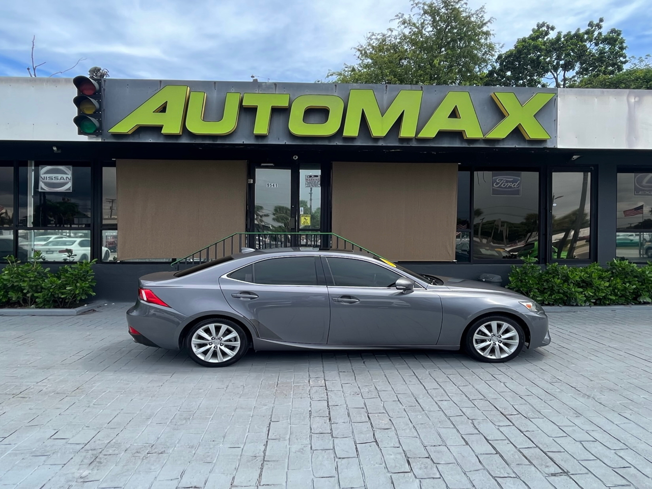 2015 Lexus IS 250 4dr Sport Sdn RWD