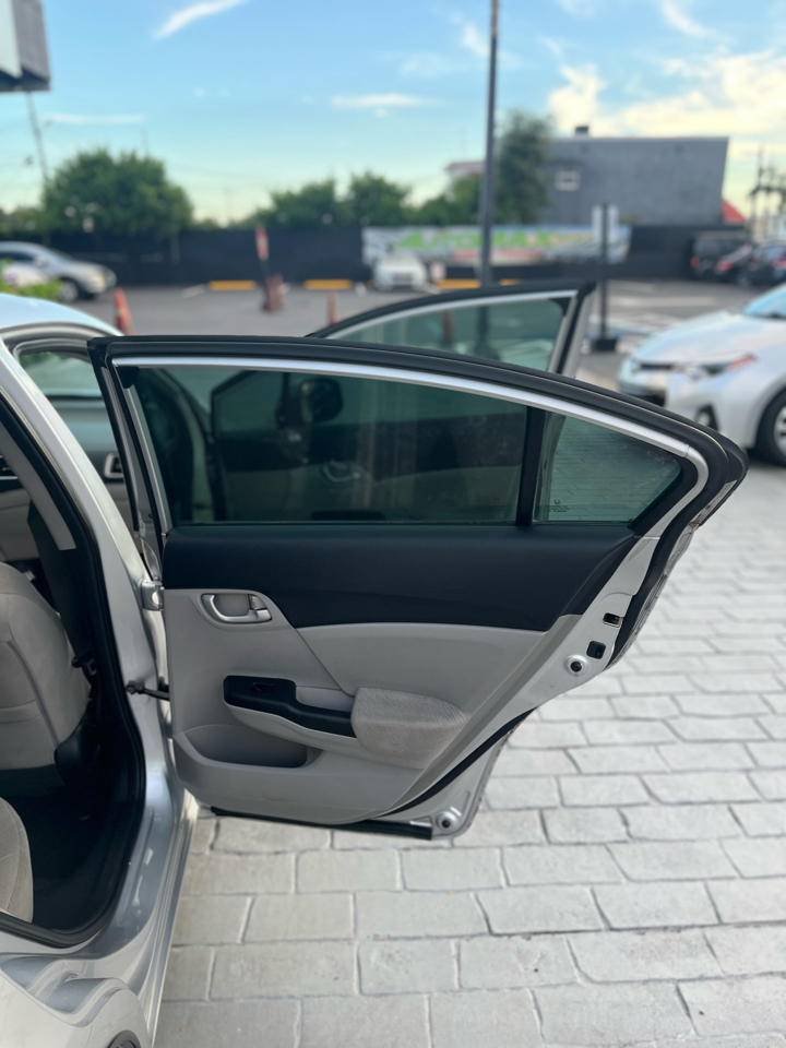 Honda Civic Sdn 4dr Auto LX 2013